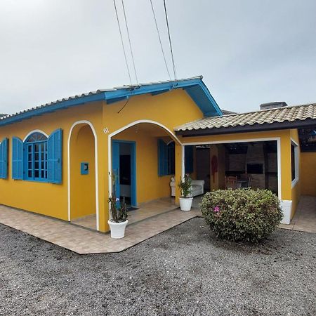 Casa 300M Da Praia Com Lindo Jardim! Florianópolis Eksteriør billede