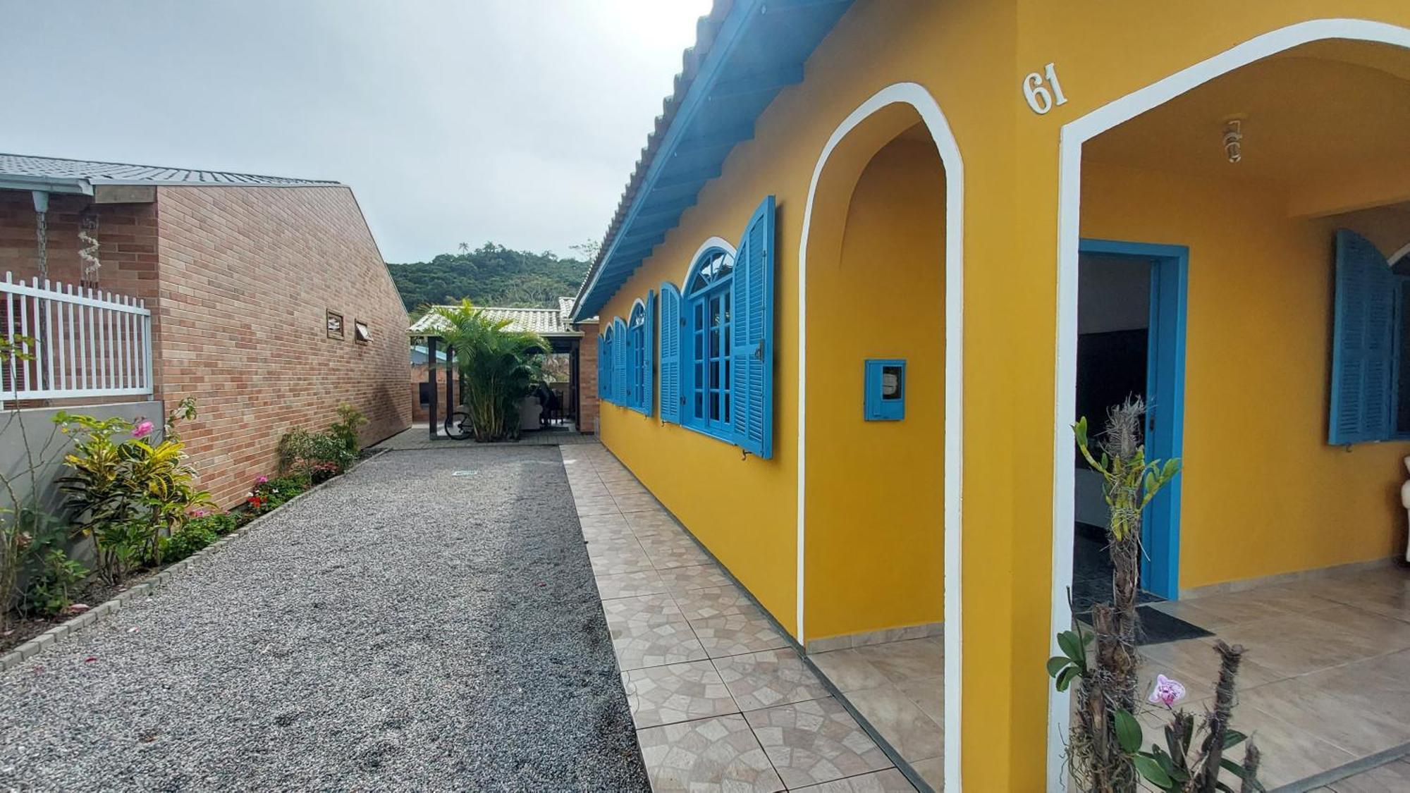 Casa 300M Da Praia Com Lindo Jardim! Florianópolis Eksteriør billede